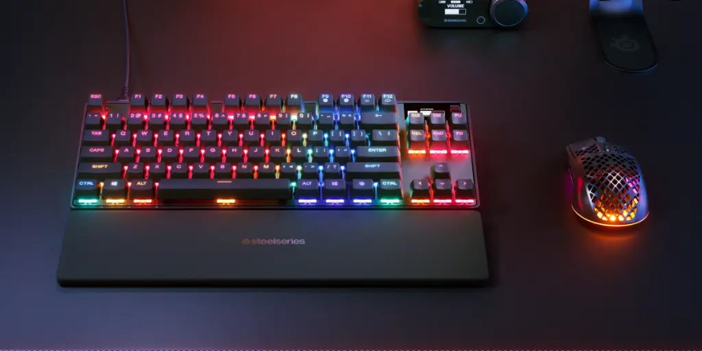 apex_pro_tkl_gen_3_black_img_buy_04.png__1920x1080_crop-fit_optimize_subsampling-2.webp